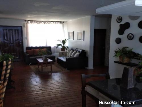 SKY GROUP PLATINUM VENDE Apartamento en la Floresta