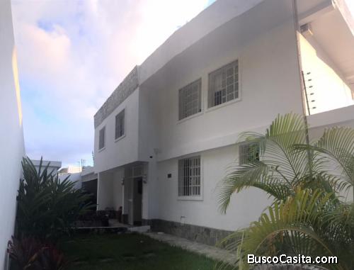 Exclusiva Casa-Quinta oportunidad para realizar una muy buena inversion en El Cafetal