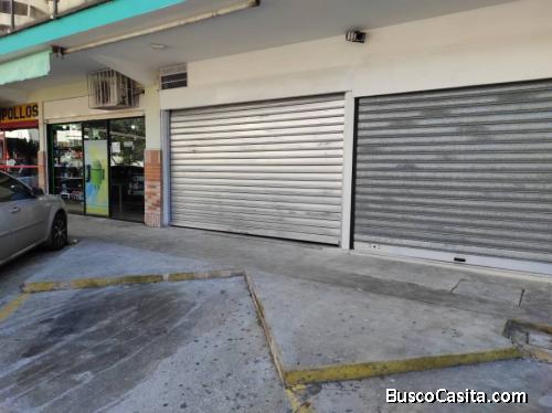 SKY GROUP PLATINUM VENDE Local en C.C Las Chimeneas