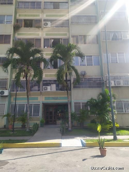 LISMAR LEDEZMA VENDE APTO RES. DON BOSCO LA GRANJA