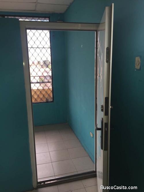 SE VENDE OFICINA EN EDIFICIO CARACAS PUERTO ORDAZ