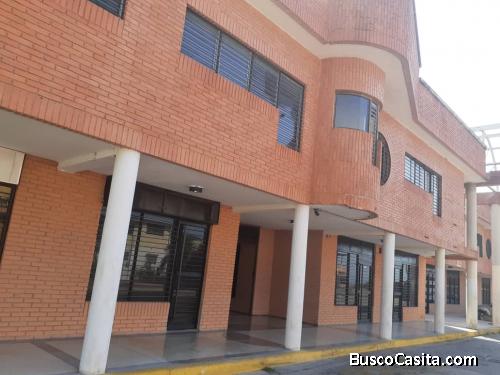 SKY GROUP PLATINUM ALQULA Local en C.C. Lomas de la Esmeralda