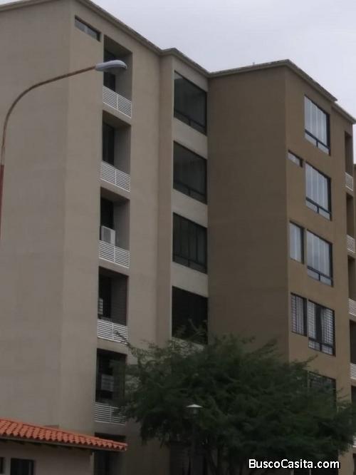 Moderno Apartamento en Valle Topacio Actualizado, San Diego Valencia