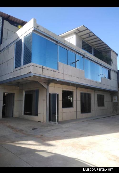 Vendo excelente galpon 