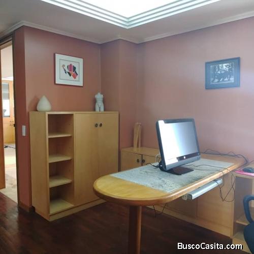 SE VENDE APARTAMENTO SECTOR LA LAGO MARACAIBO