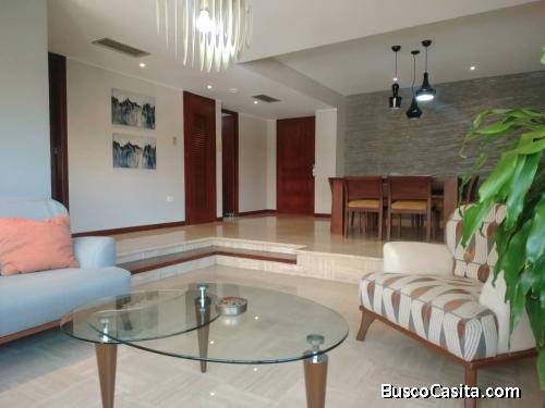 SE VENDE APARTAMENTO SECTOR LA LAGO MARACAIBO