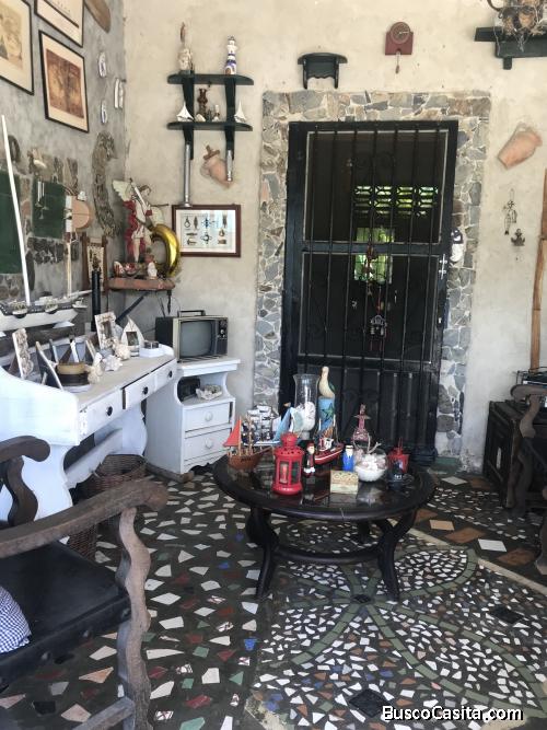 Posada/casa en excelente precio y ubicación 