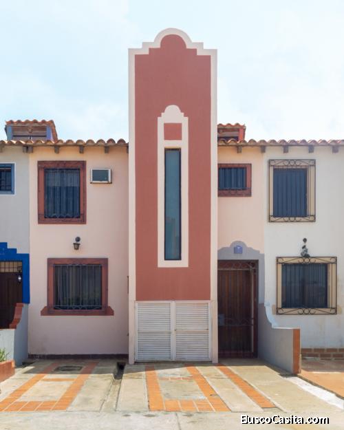 Aguamarina Townhouse En Venta