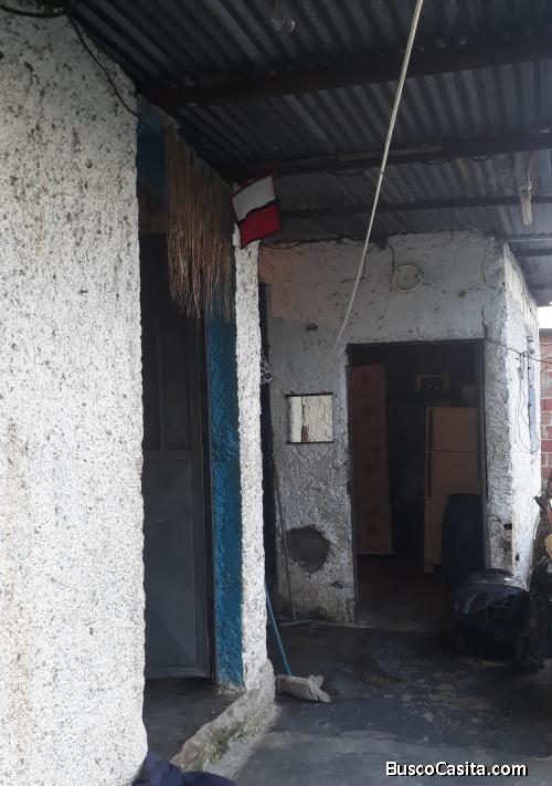 Vendo o cambio casa en la matica.