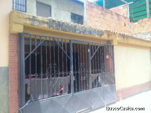 Amplia casa Comunidad Simón Bolivar/ La Vivienda de Naguanagua Vende Frank Betancourt