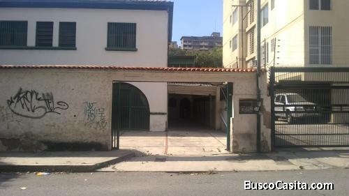 local anexo a casa en alquiler