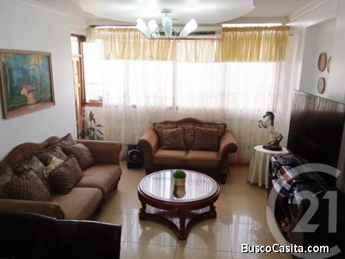 APARTAMENTO EN EDIFICIO ARENAS PUERTO LA CRUZ