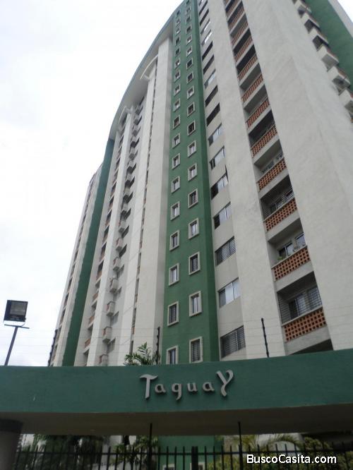 SKY GROUP PLATINUM ALQUILA Apartamento en Taguay, Los Mangos.
