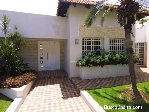 SE VENDE CASA HERMOSA URB VIRGINIA EL MILAGRO MARACAIBO