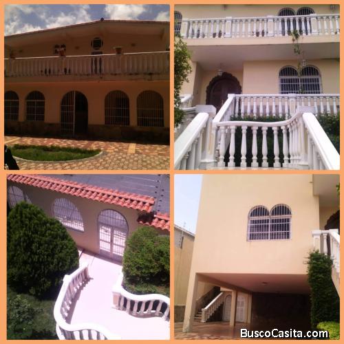 Casa Colinas de Santa Rosa