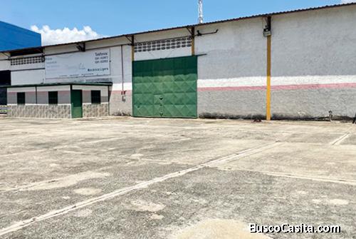 Alquiler Galpón 1.200 M2 Vía C.C. Metropolis San Diego - YGL23