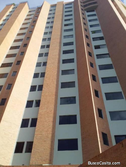 SKY GROUP PLATINUM VENDE Apartamento en Plaza Asturias