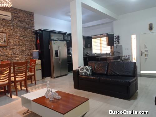 EN VENTA SEGURA, HERMOSA Y ESPACIOSA CASA EN URB.MENDOZA, PUERTO ORDAZ,  EN CIRCUITO CERRADO✨