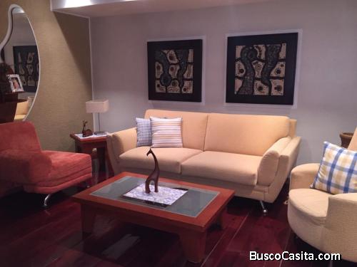 D Y M ASESORIA Y SERVICIO INMOBILIARIOS, VENDE TOWN HOUSE  TERRAZAS DEL CARONI 