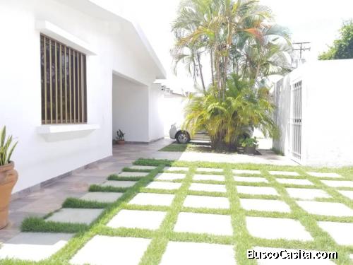 D Y M ASESORIA Y SERVICIO INMOBILIARIOS, VENDE CASA EN VILLA LATINA