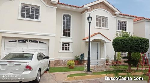 SE VENDE TH VILLA ANTARES  MARACAIBO