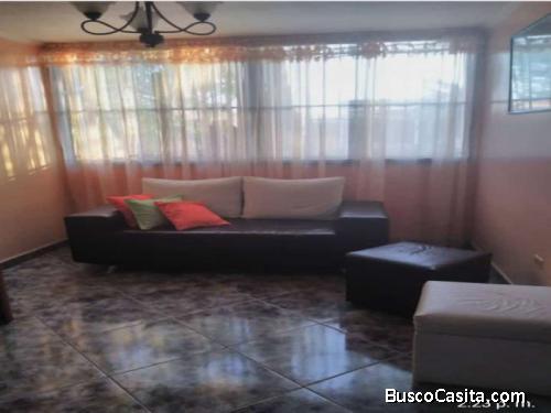 SKY GROUP PLATINUM VENDE Apartamento en Araguaney.