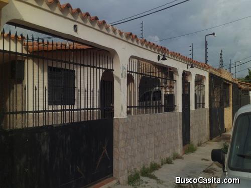 SKY GROUP PLATINUM VENDE Casa Araguaney