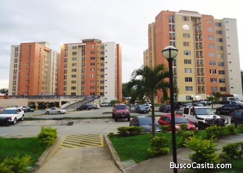 SKY GROUP PLATINUM VENDE Apartamento en Doral Country