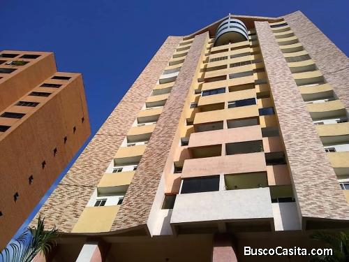 SE VENDE Bello apartamento en la Urb El parral 0414-5914826