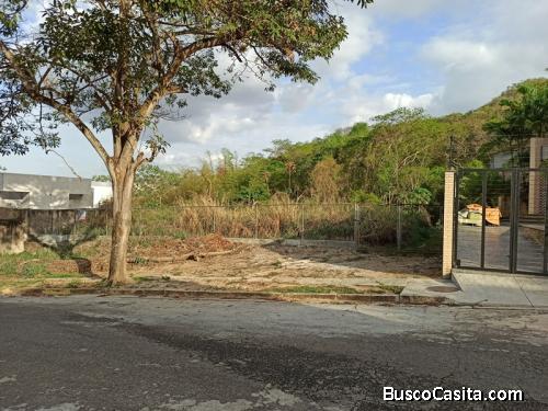 SKY GROUP PLATINUM VENDE Parcela en Prebo III.