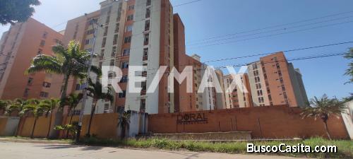 Bello apartamento en venta Conj Resid Doral Country