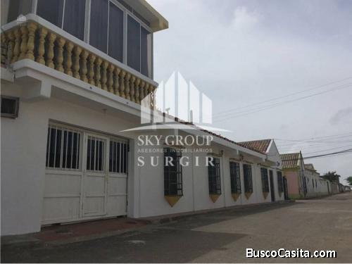 En venta Restaurante, fondo de comercio y casa en Adicora