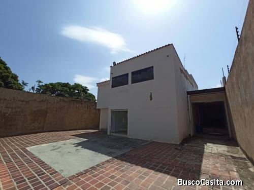 SKY GROUP Vende casa en la Viña FOC-1065