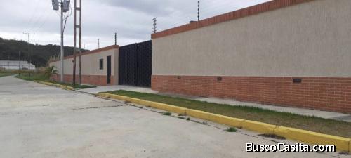 Townhouse en Venta Manantial. A estrenar