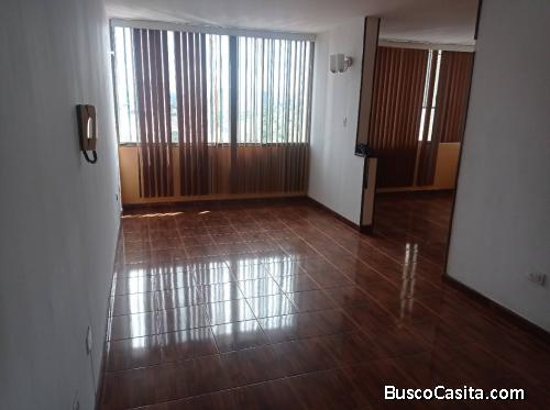 APARTAMENTO EN VENTA EN LOS CARDONES