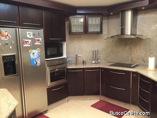 Ofrezco en venta casa en resd loma linda California junior 