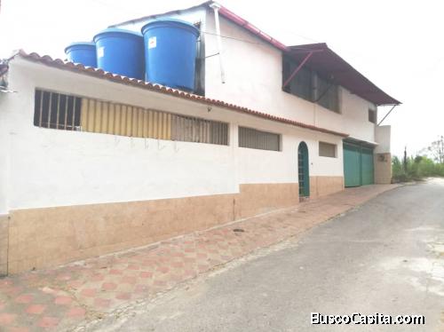 VENDO CASA. Gran OFERTA,  AL 50% DEL PRECIO EVALUADO.  Trato Directo con el dueño.  Gran Oferta en l