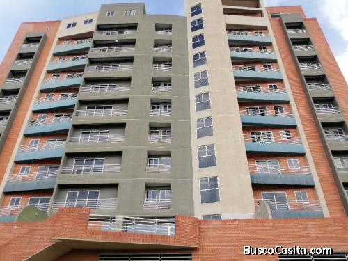 SKY GROUP PLATINUM VENDE Apartamento en La Pedregosa