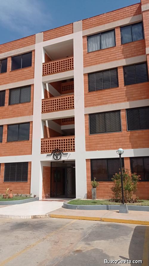 SE VENDE APARTAMENTO RESID. BAYONA AV. MILAGRO MARACAIBO