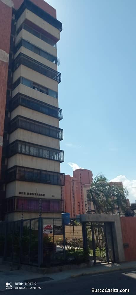 Se Vende Apartamento. Sector La Lago. 