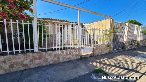 SKY GROUP PLATINUM VENDE Casa en Loma Linda Guacara