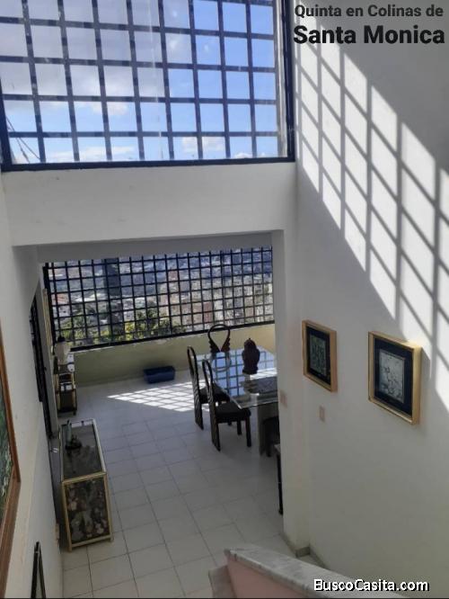 Casa-Quinta en Colinas de Santa Monica