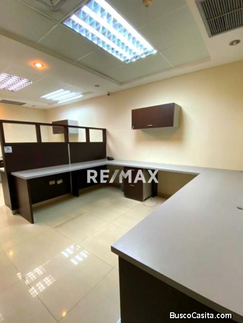 Oficina en venta Maracaibo en el CC Socuy. 28/07/21 