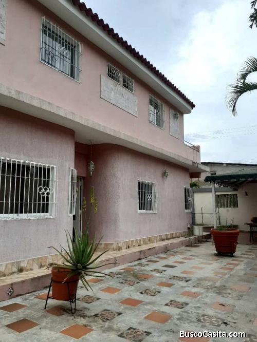 Casa en Naguanagua. Res. Rotafe. Código: FOC-998