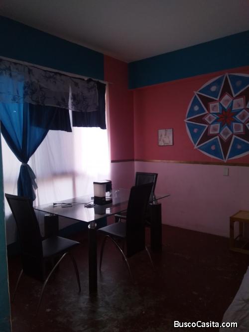 ATENCIÓN! CABALLERO HAB EN EXCELENTE ZONA DEL ESTE DE CARACAS