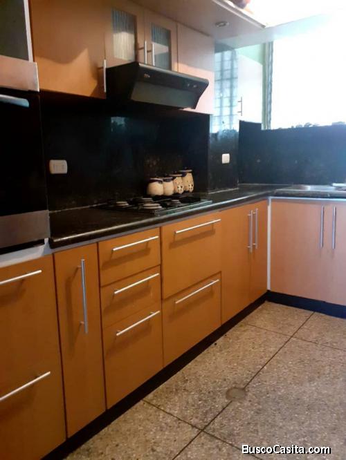 Sky Group FOCUS Vende: Pent House en el Conjunto Residencial Jardin Begoña en el Casco Central de Na