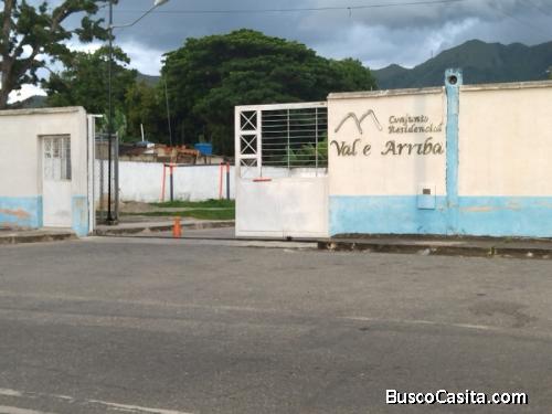 Casa en Conj. Valle Arriba, San Diego FOC-1072