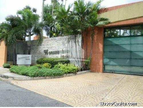 SKY GROUP PLATINUM VENDE TownHouse en Bonaventure Home