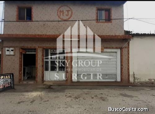 Se alquila local en centro de punto fijo