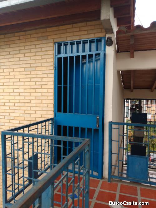 Apto. en Guatire, Castillejo - Urb. LA TRINIDAD